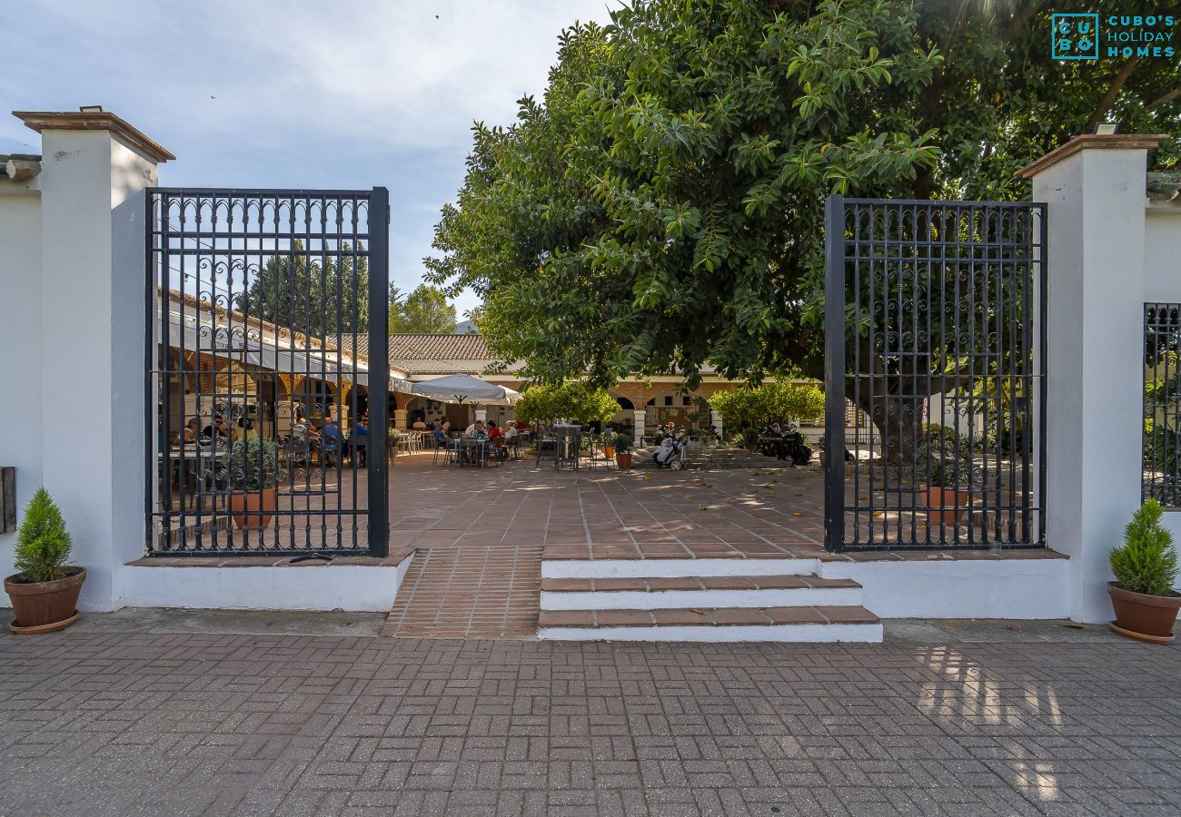 Apartamento en Alhaurin de la Torre - Cubo's Oasis Lauro Golf Apartment