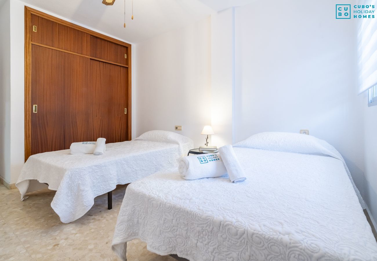 Apartamento en Rincón de la Victoria - Cubo's First Line Beach Las Gaviotas Apartment