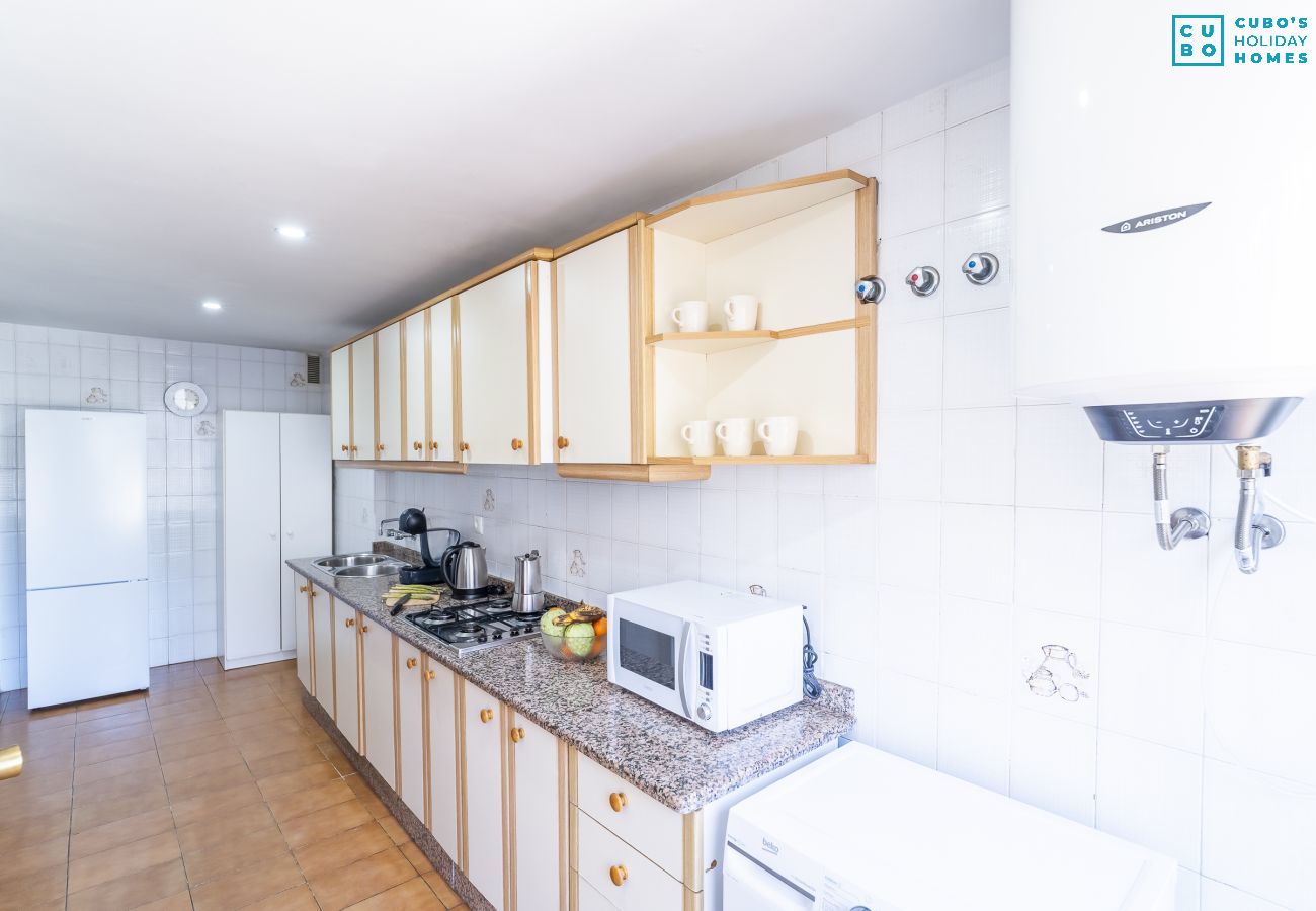 Apartamento en Rincón de la Victoria - Cubo's First Line Beach Las Gaviotas Apartment