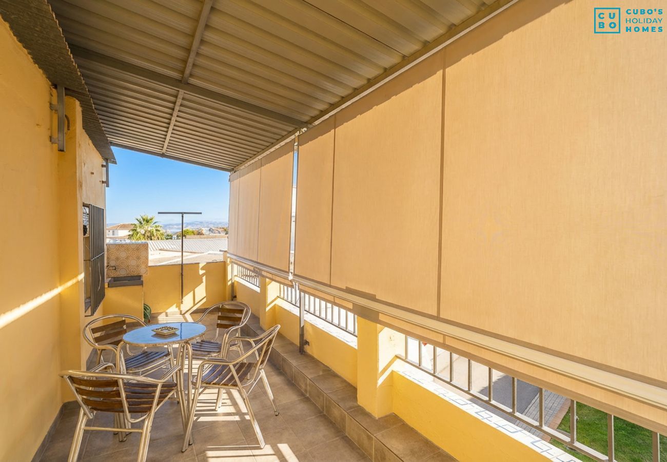 Apartamento en Alhaurín el Grande - Cubo's King Apartment & Terrace