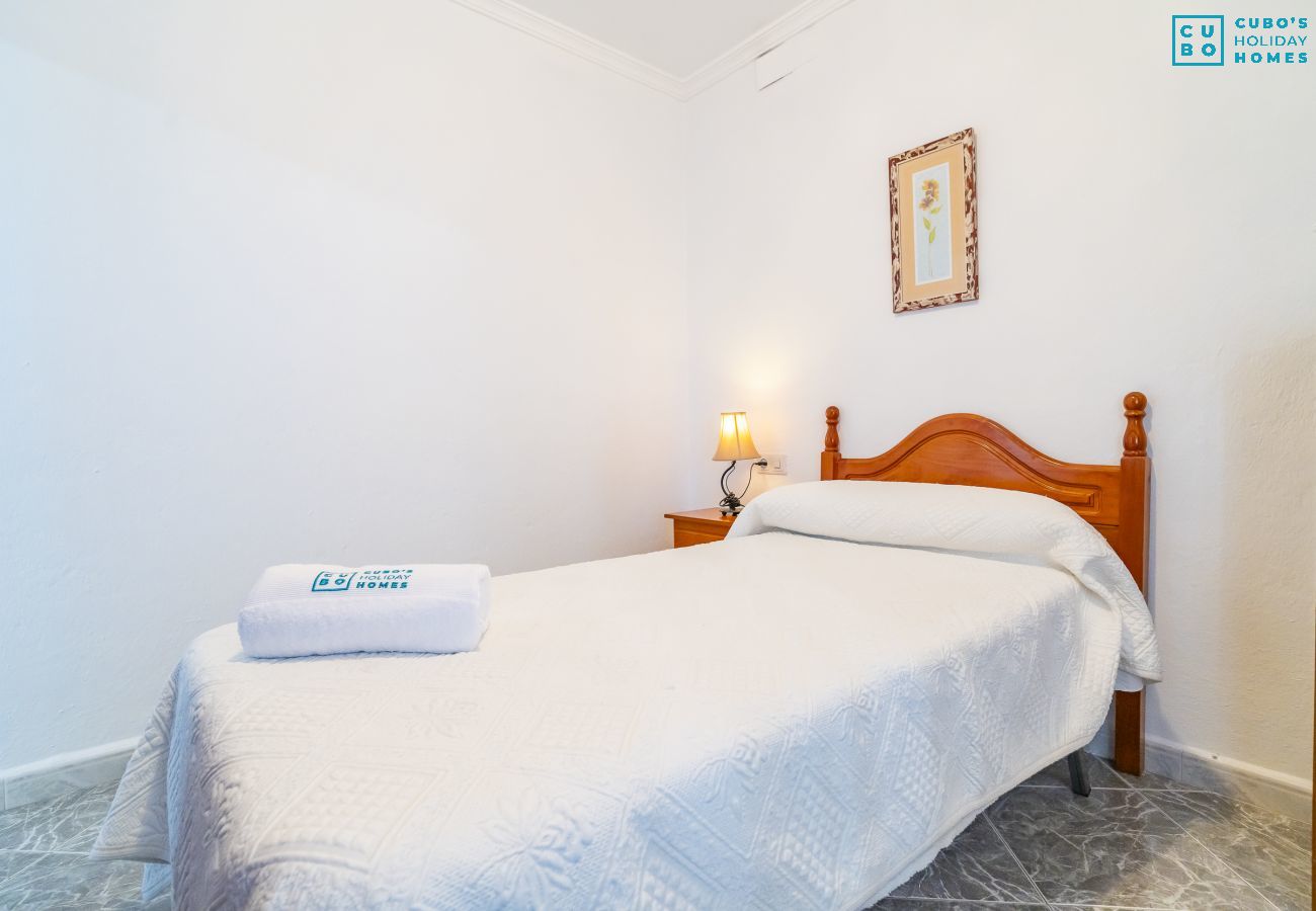 Apartamento en Alhaurín el Grande - Cubo's King Apartment & Terrace