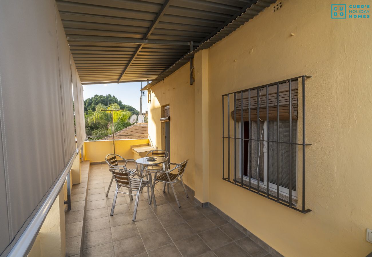 Apartamento en Alhaurín el Grande - Cubo's King Apartment & Terrace