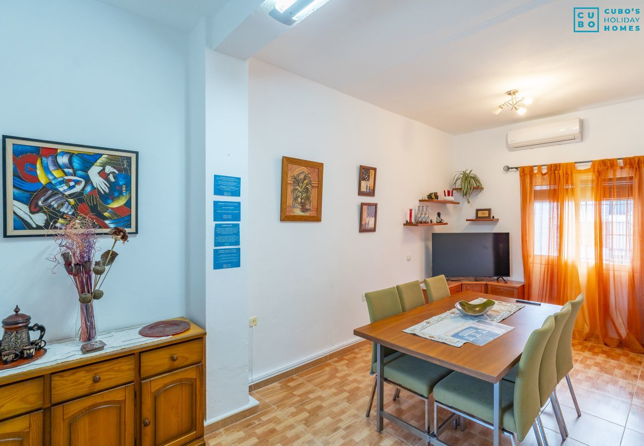 Apartamento en Alhaurín el Grande - Cubo's King Apartment & Terrace