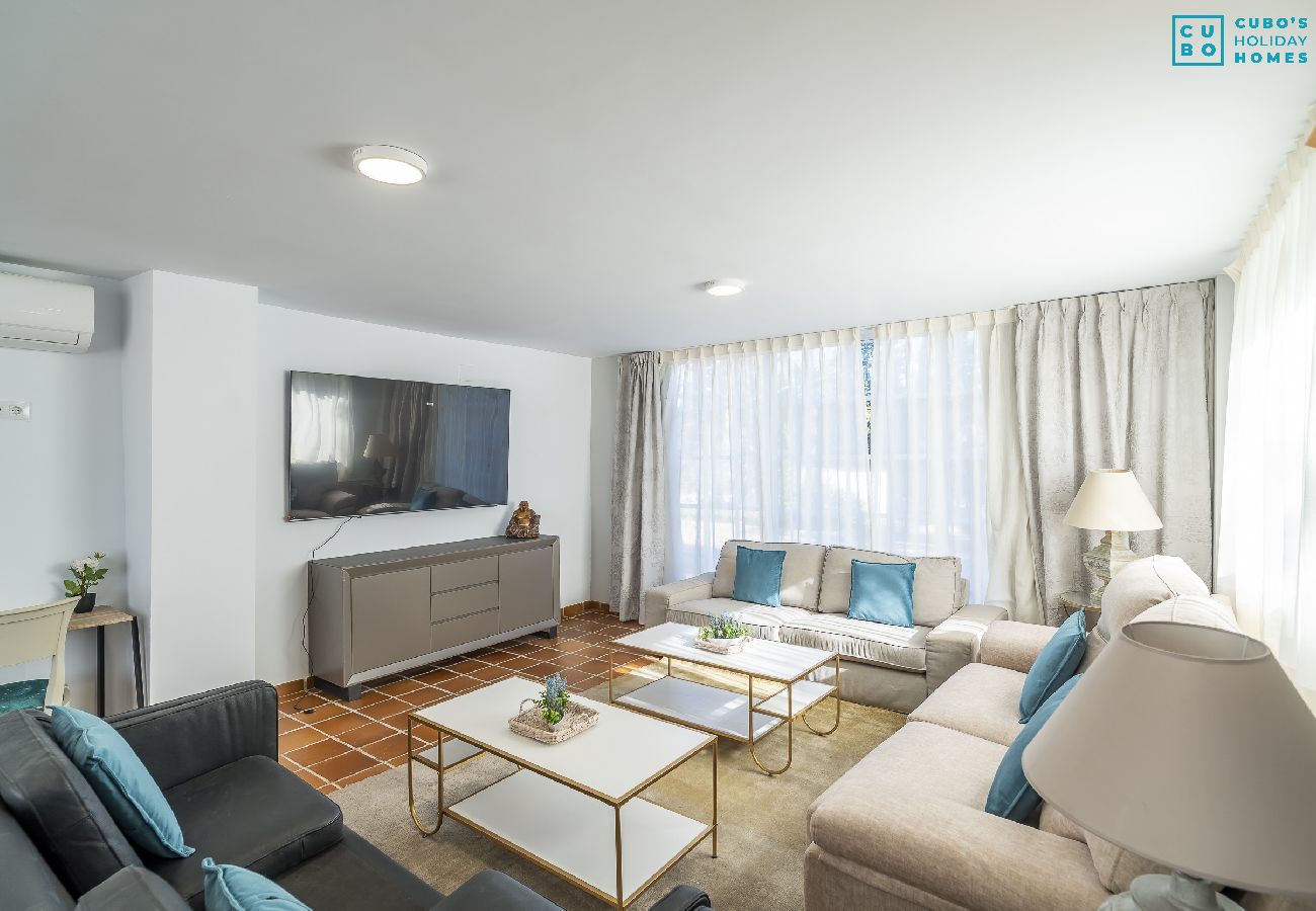 Alquiler por habitaciones en Alhaurín el Grande - Cubo’s Nazaret Country Stay Quad Shared Bath B&B