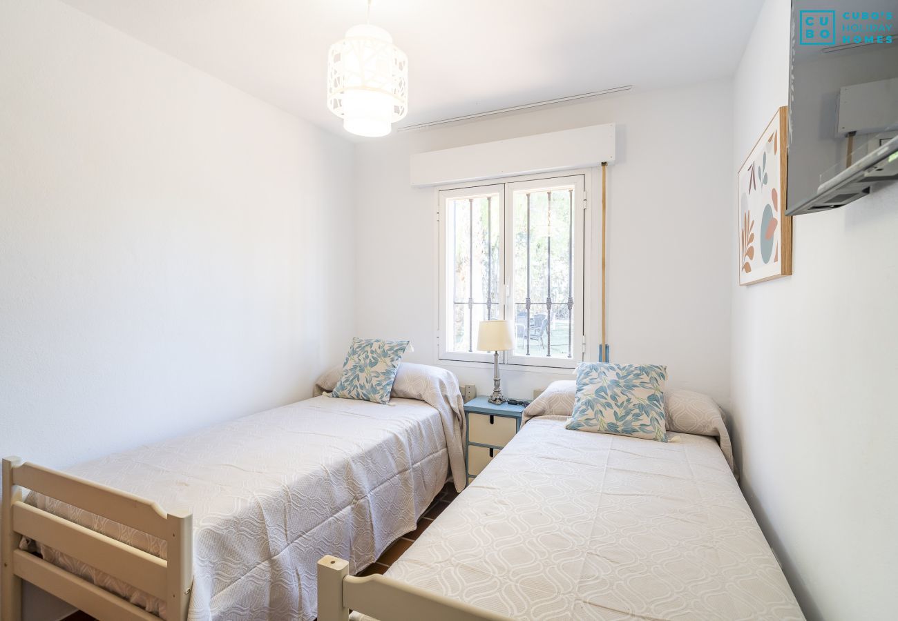 Casa rural en Alhaurín el Grande - Cubo's NAZ Country Stay | Family Fun B&B