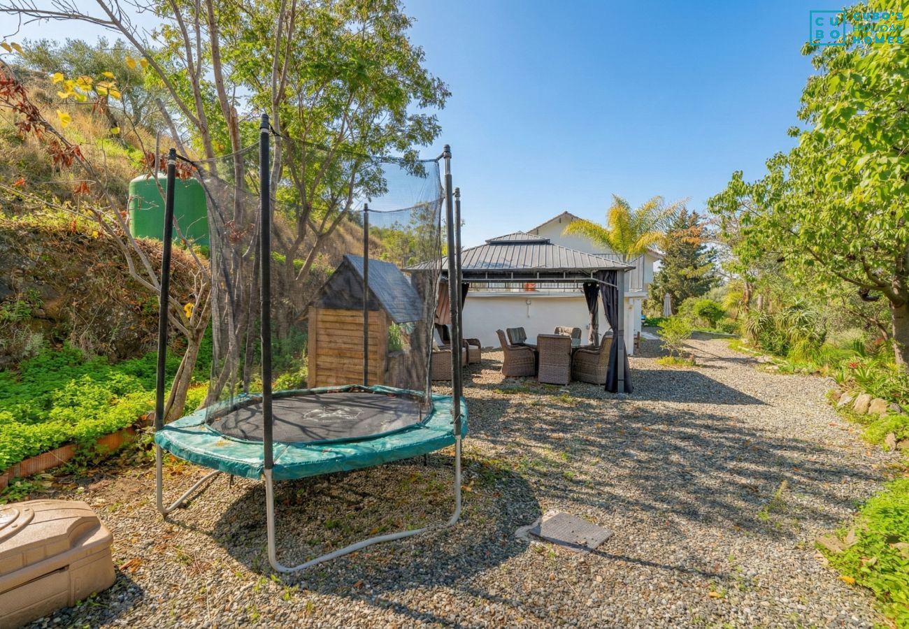 Casa rural en Coín - Cubo's Violeta Rural House