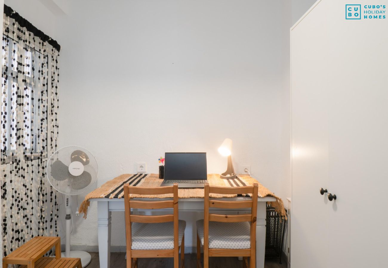 Apartamento en Málaga - Cubo's Mendoza Seaview Malaga Apartment