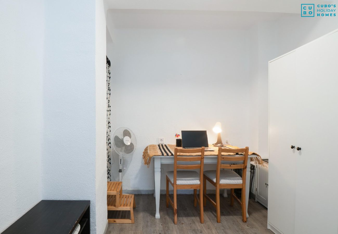 Apartamento en Málaga - Cubo's Mendoza Seaview Malaga Apartment