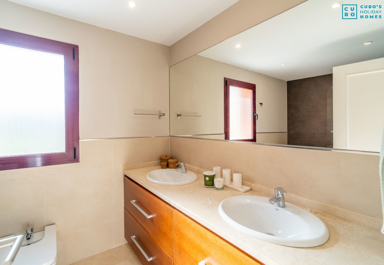 Casa en Coín - Cubo's Casa Los Nebrales & Private Pool