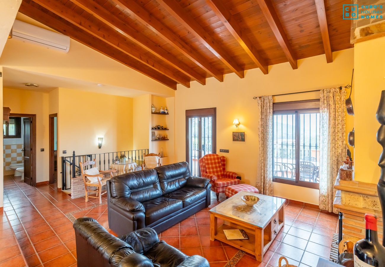 Casa rural en Coín - Cubo's Salvadora Rural House