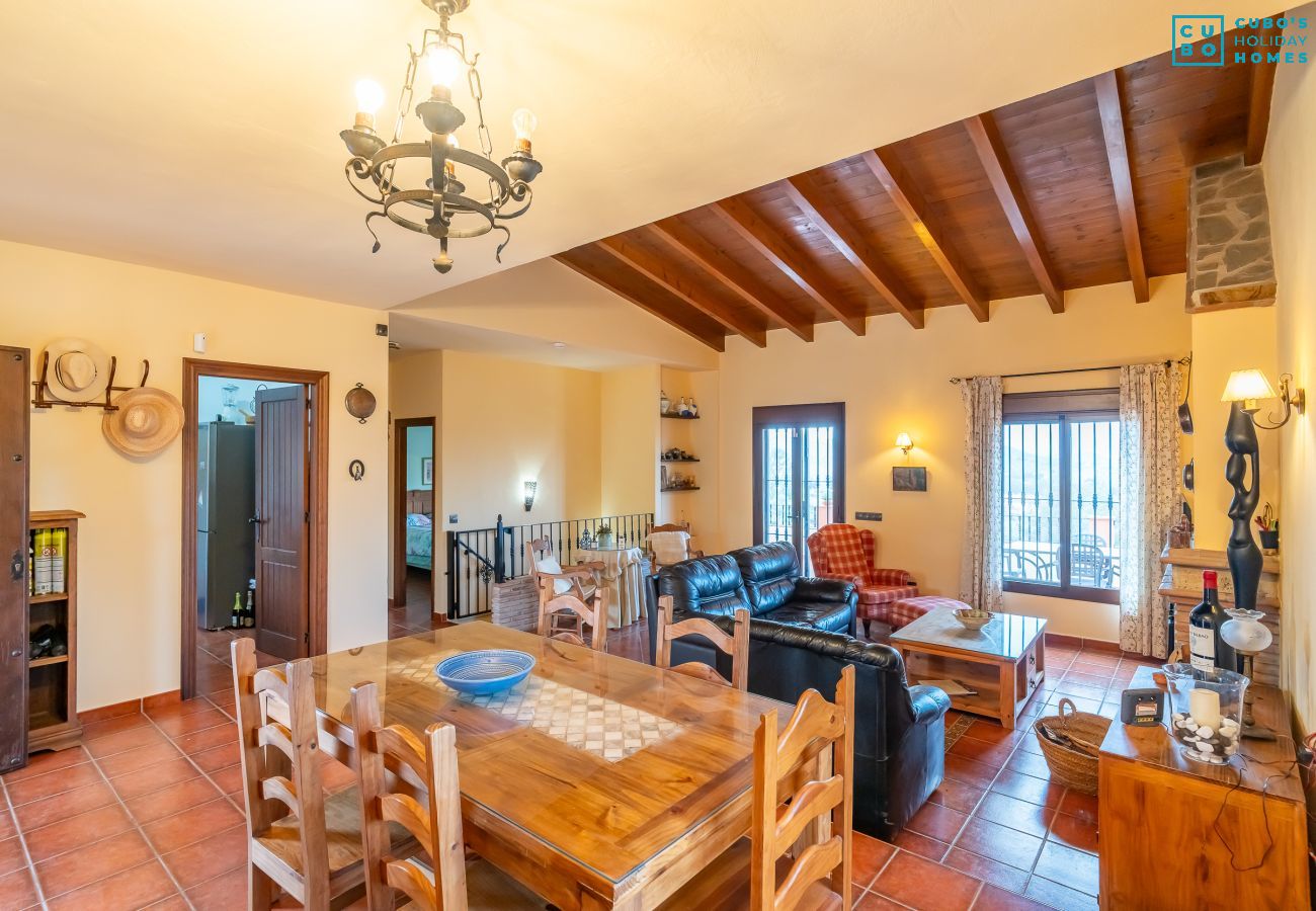 Casa rural en Coín - Cubo's Salvadora Rural House