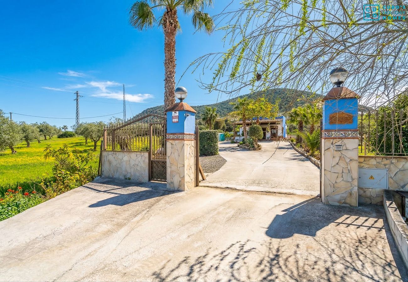 Casa rural en Coín - Cubo's La Carreta Rural House