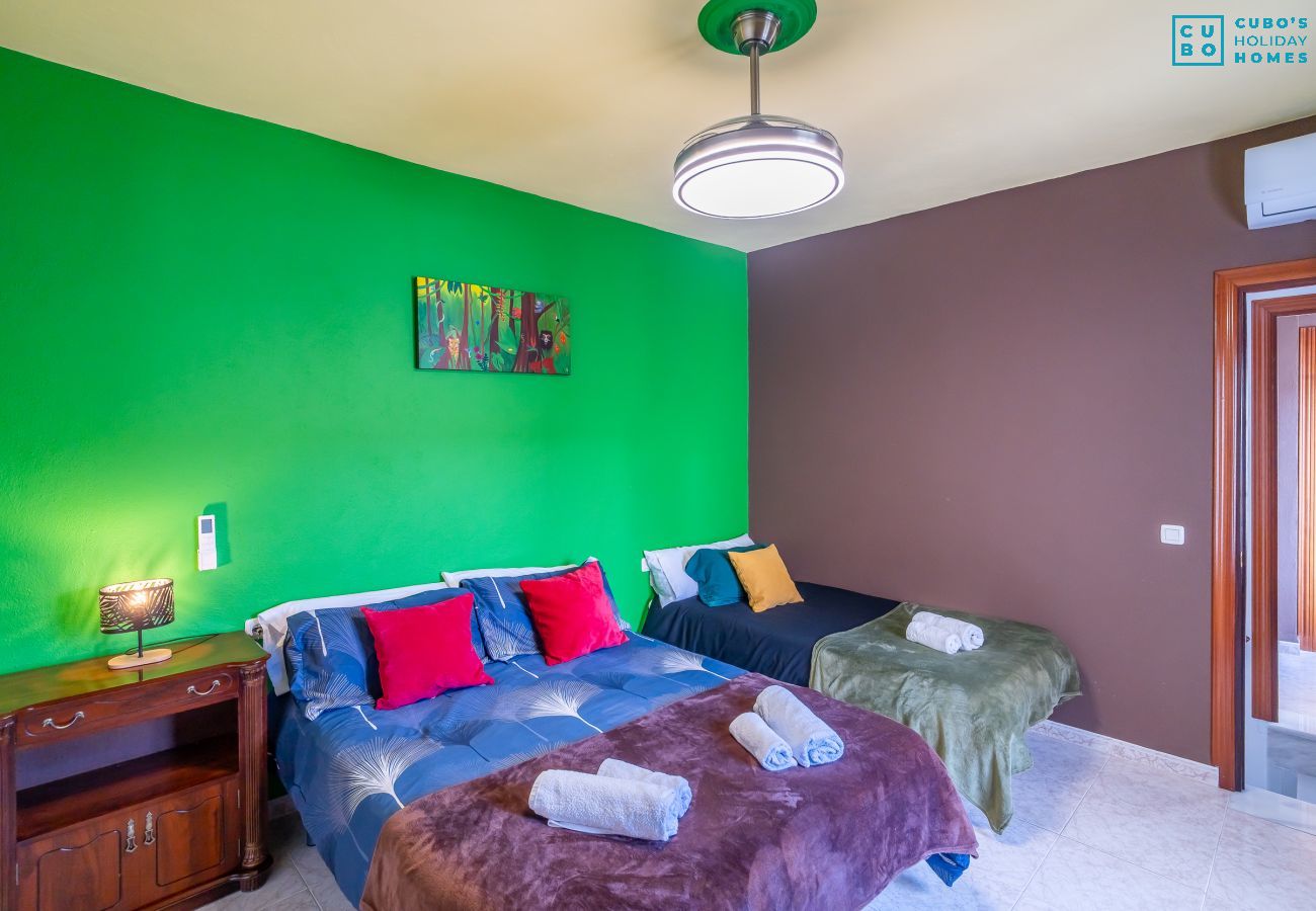 Casa en Yunquera - Cubo's Casa Mox Sierra de las Nieves Views