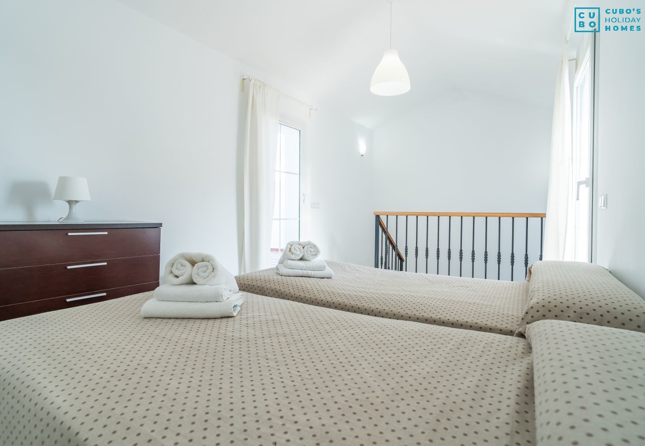 Casa adosada en Alhaurin de la Torre - Cubo's House Lauro Golf & Sunset