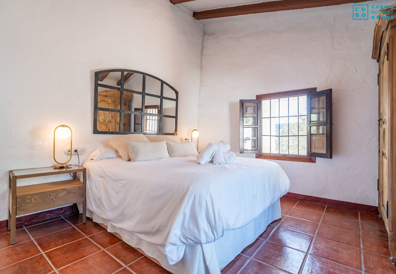 Casa rural en Málaga - Cubo's Casa Los Pinos High Privacy Pool