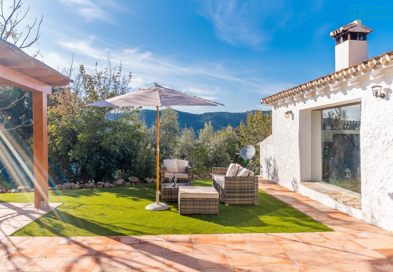 Casa rural en Málaga - Cubo's Casa Los Pinos High Privacy Pool