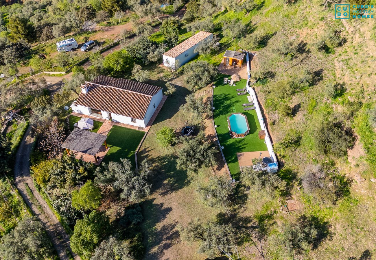 Casa rural en Málaga - Cubo's Casa Los Pinos High Privacy Pool