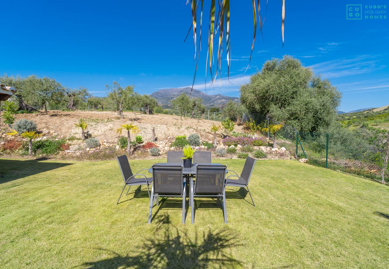Casa rural en Alozaina - Cubo's El Valentin Rural House & Saltwater Pool