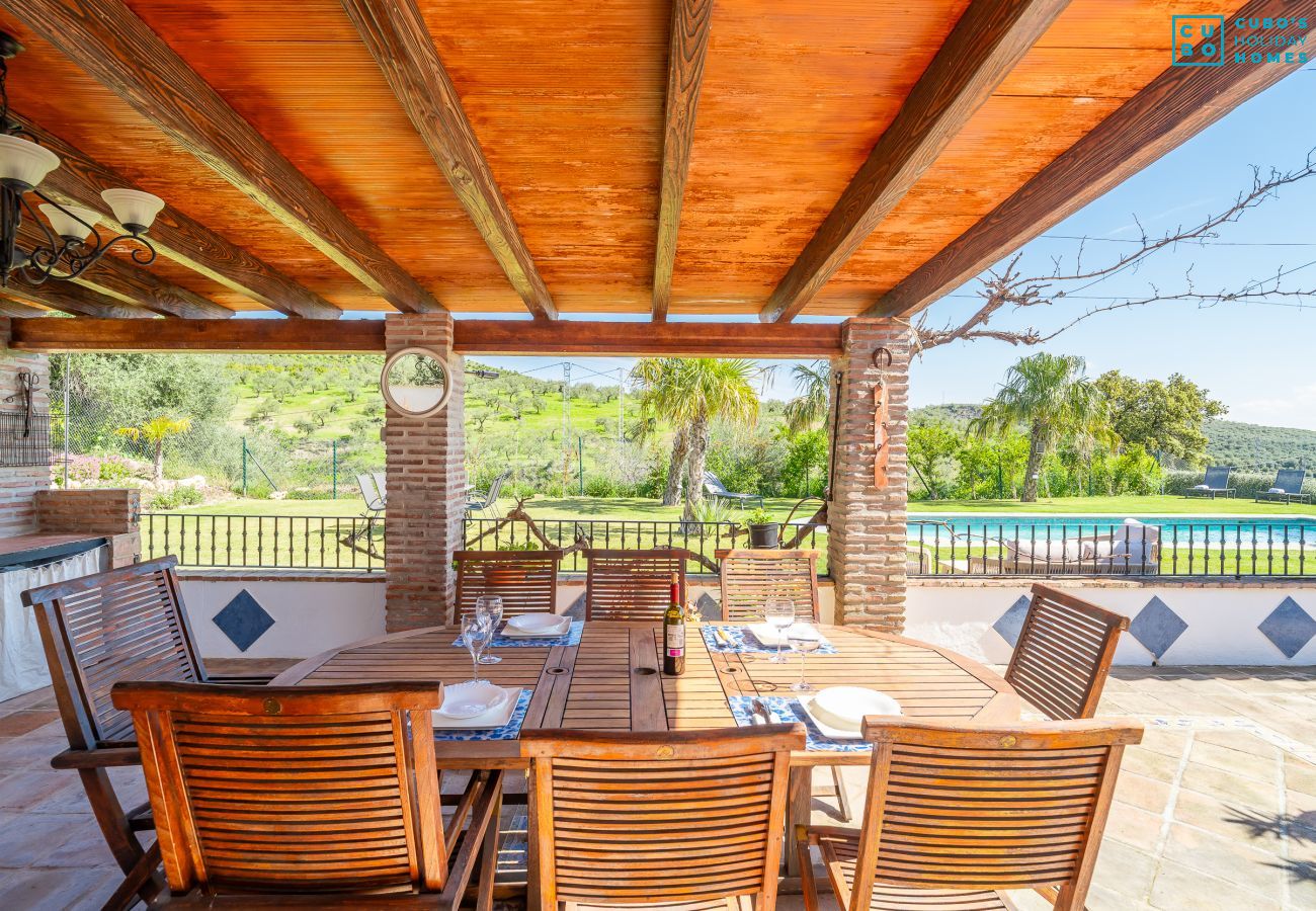 Casa rural en Alozaina - Cubo's El Valentin Rural House & Saltwater Pool