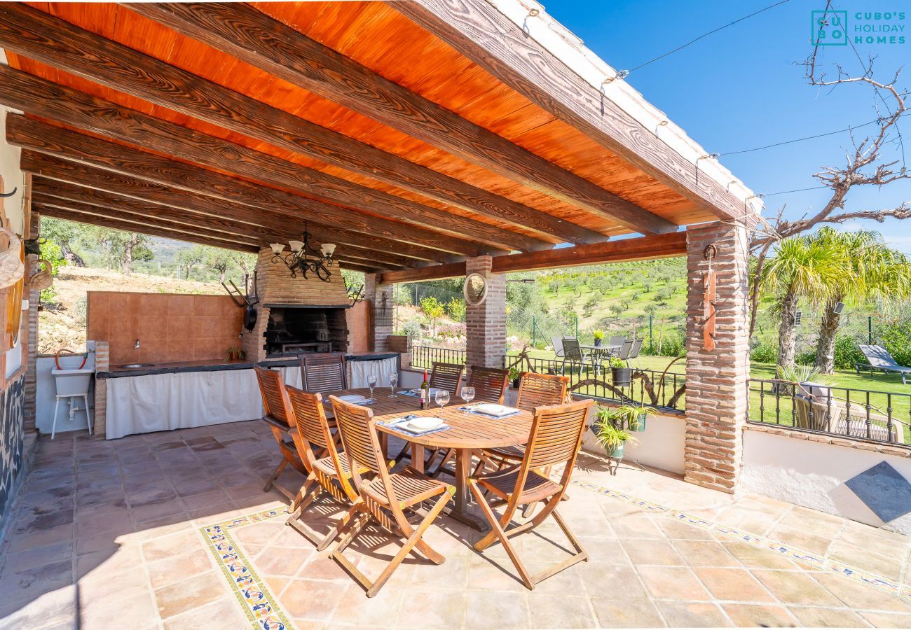 Casa rural en Alozaina - Cubo's El Valentin Rural House & Saltwater Pool