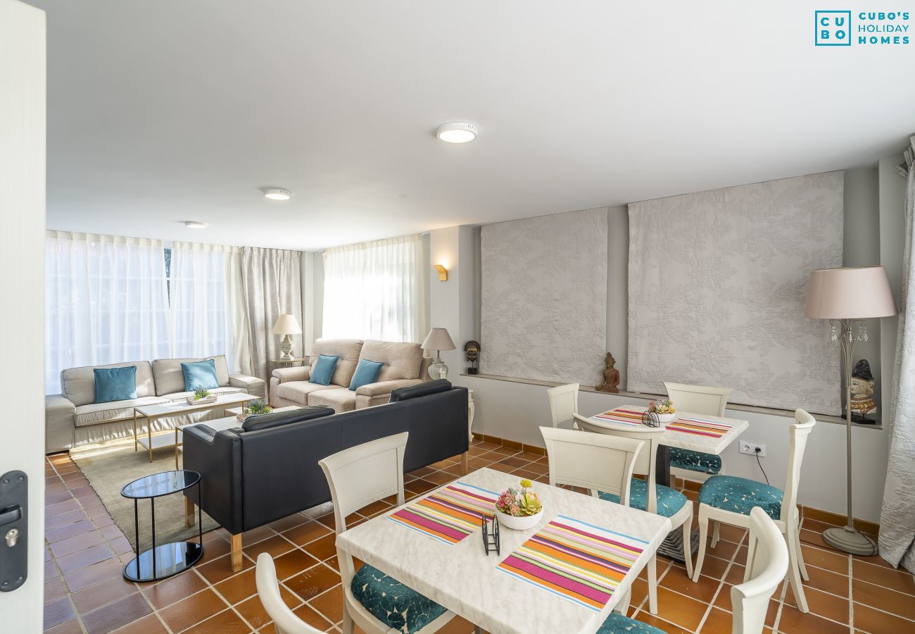 Estudio en Alhaurín el Grande - Cubo's NAZ Country Stay | 2 Bedrooms & Terrace