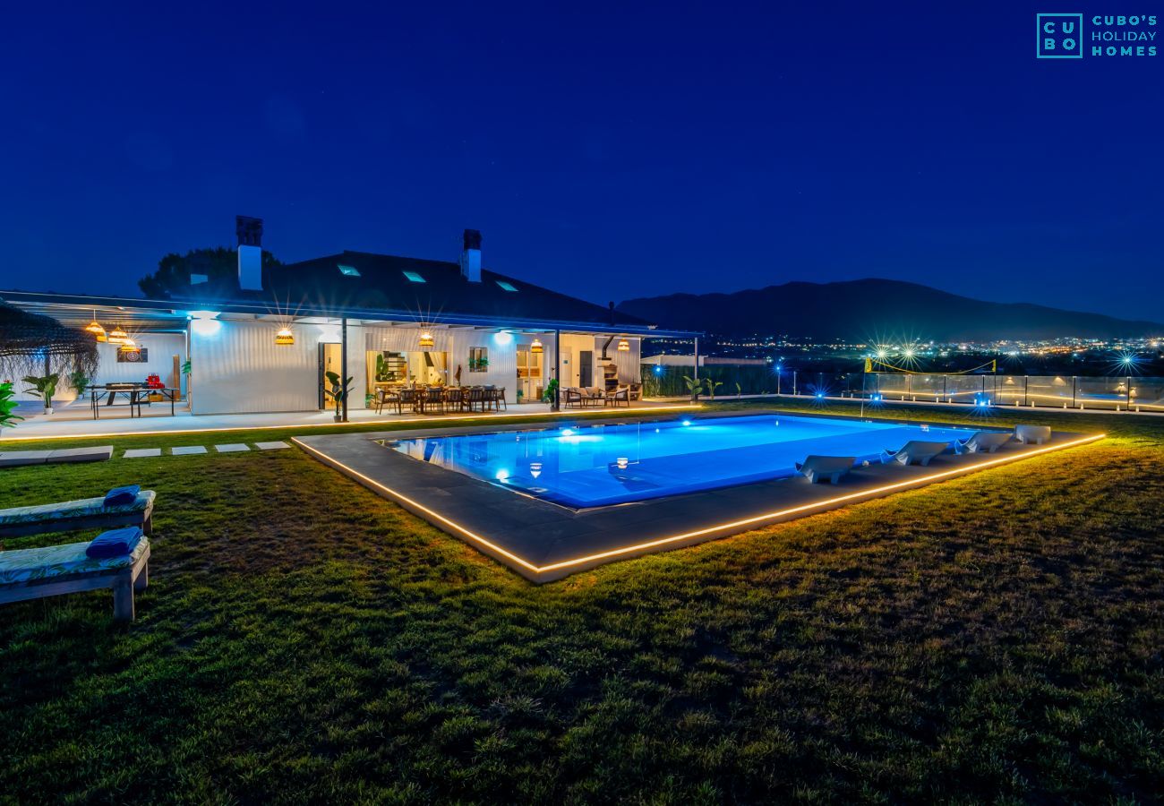 Villa en Alhaurín el Grande - Cubo's Villa Horizonte & Heated Pool