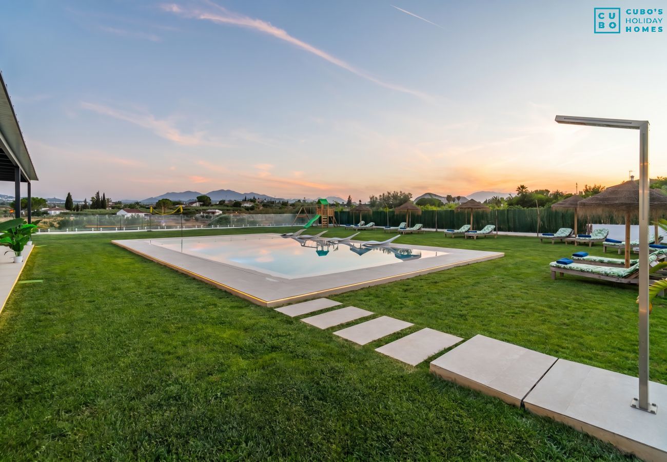 Villa en Alhaurín el Grande - Cubo's Villa Horizonte & Heated Pool