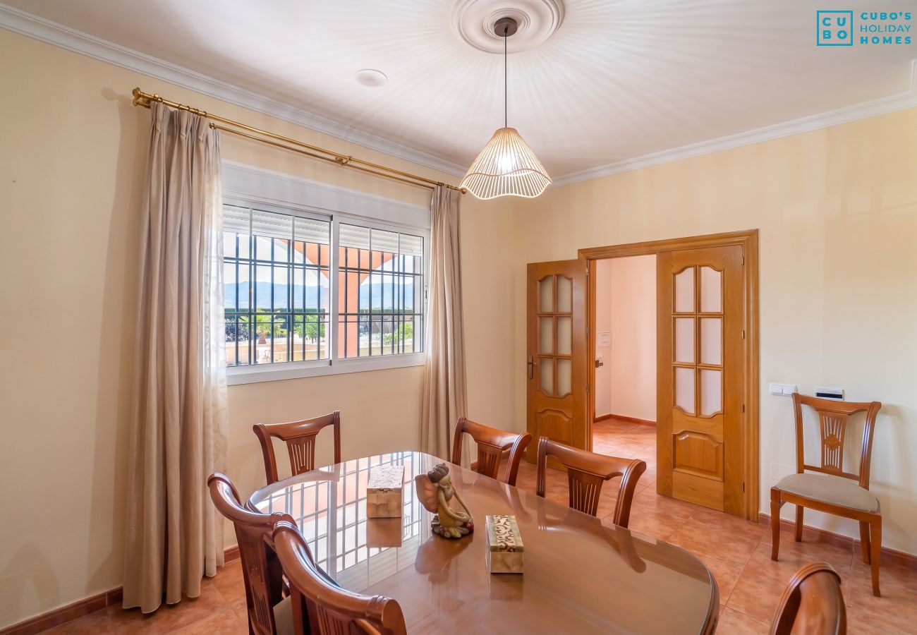 Casa rural en Antequera - Cubo's Casa La Peña