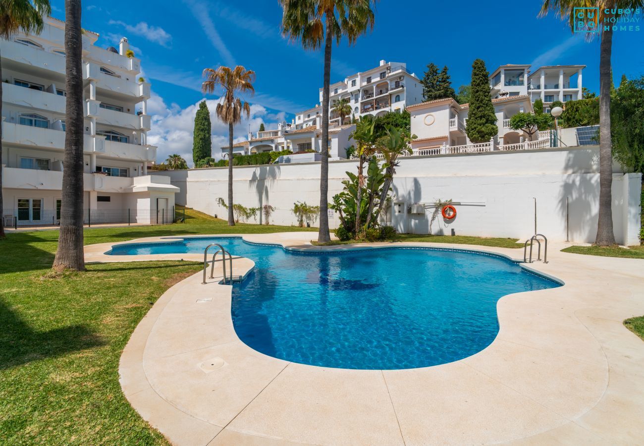Apartamento en Mijas Costa - Cubo's Piramides Mijas Apartment & Parking