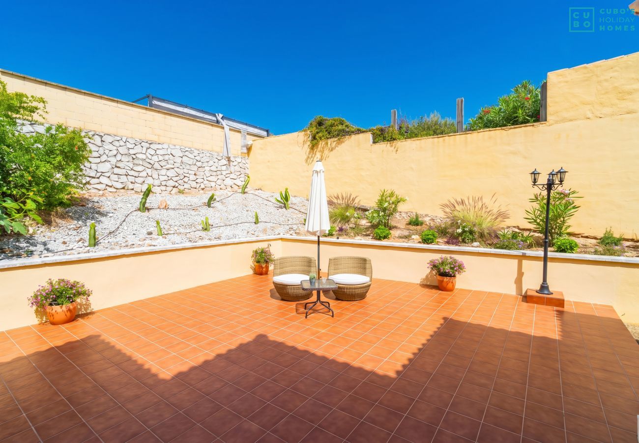 Casa en Alhaurin de la Torre - Cubo's Sun Bliss House & Pool