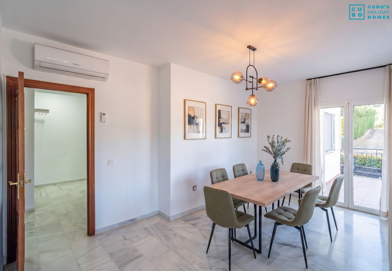 Apartamento en Alhaurin de la Torre - Cubo's Lauro Golf Apartment Pool & Terrace
