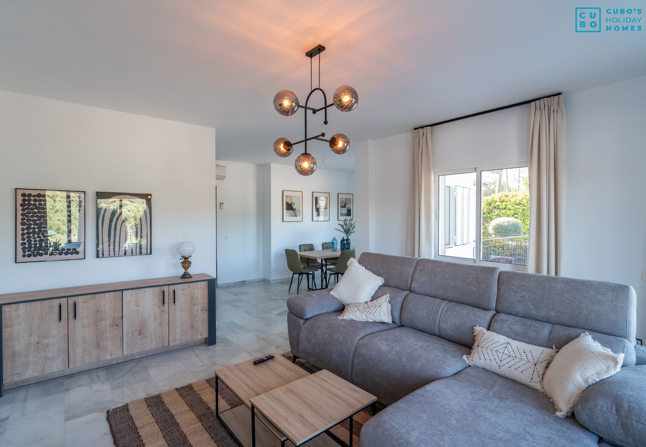 Apartamento en Alhaurin de la Torre - Cubo's Lauro Golf Apartment Pool & Terrace