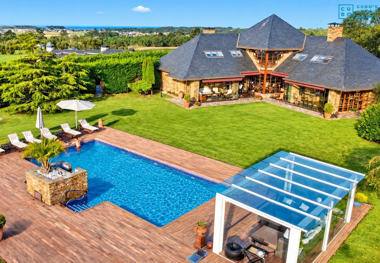 Villa de lujo con piscina en Asturias