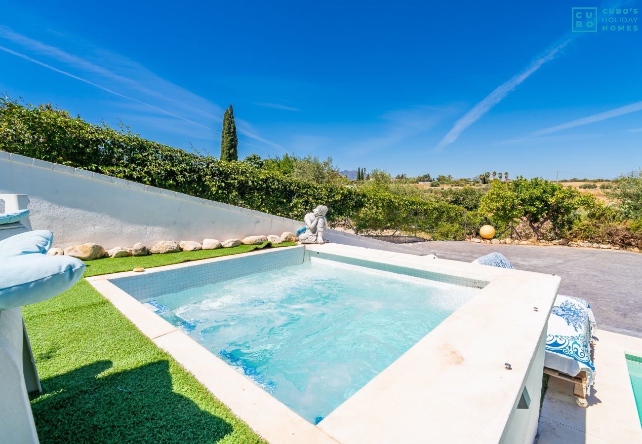 Casa rural en Alhaurín el Grande - Cubo's Coco Rural House & Pool