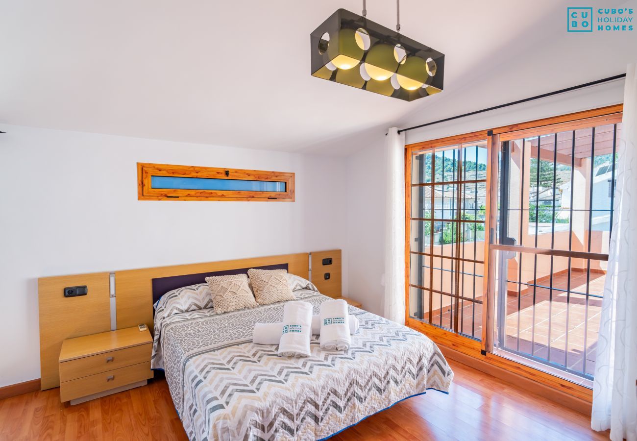 Casa en Alhaurin de la Torre - Cubo's Amapola House