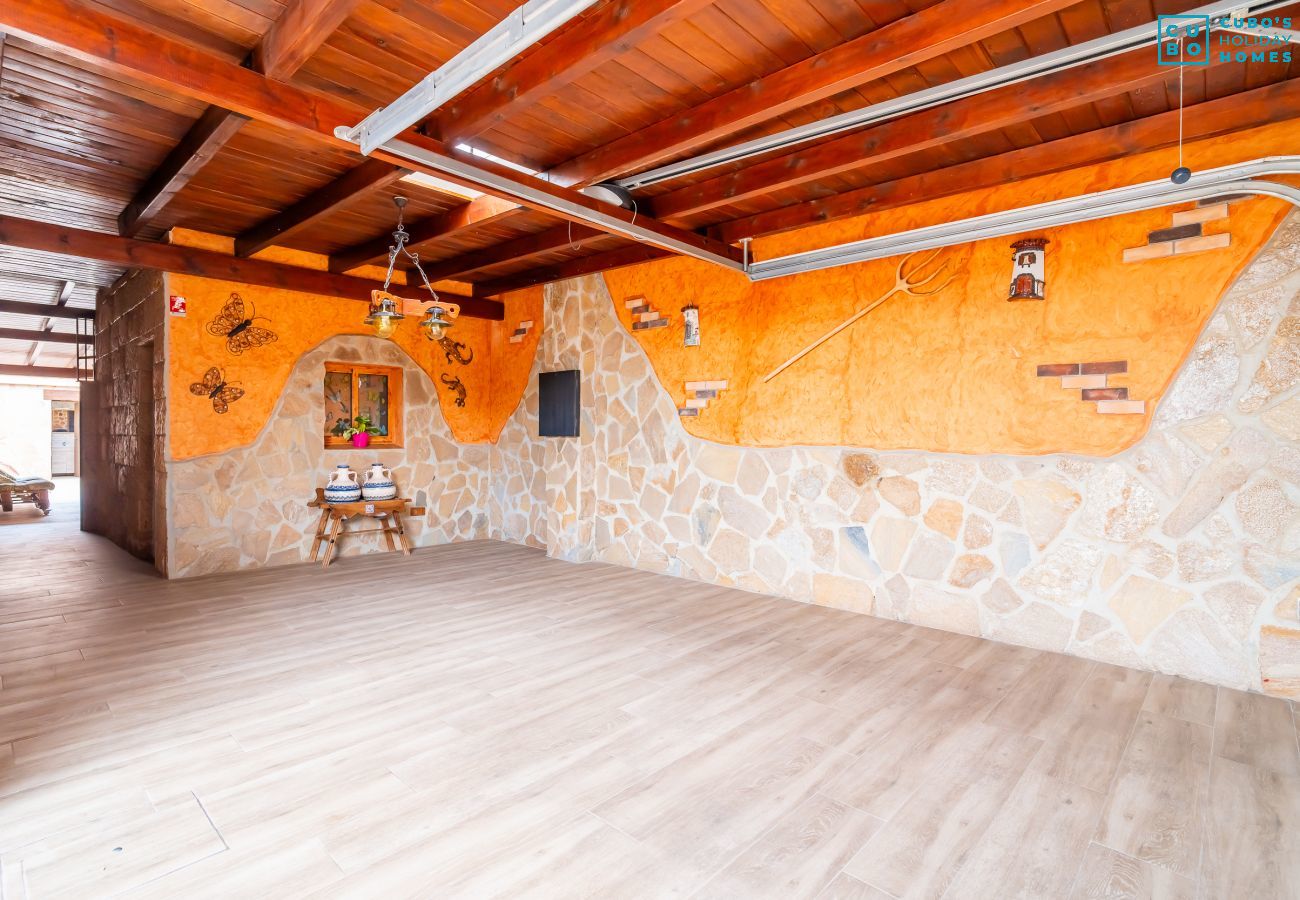 Casa en Pizarra - Cubo's Buddha Harmony House
