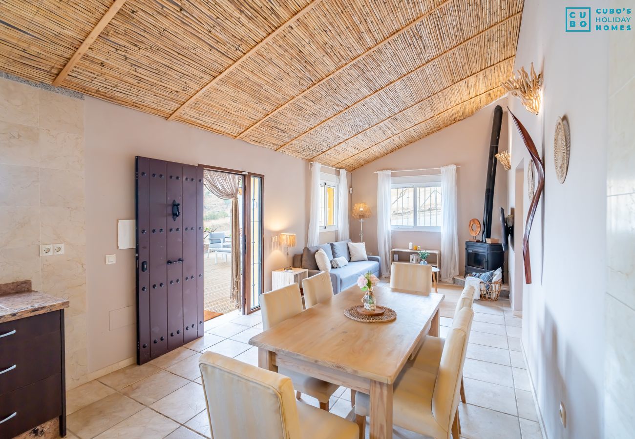 Casa rural en Coín - Cubo's Casa Alaya & Oasis Pool