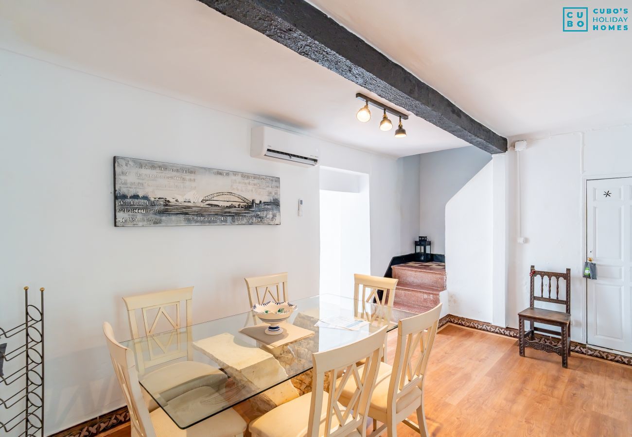 Apartamento en Coín - Cubo's Coin Center Terrace House