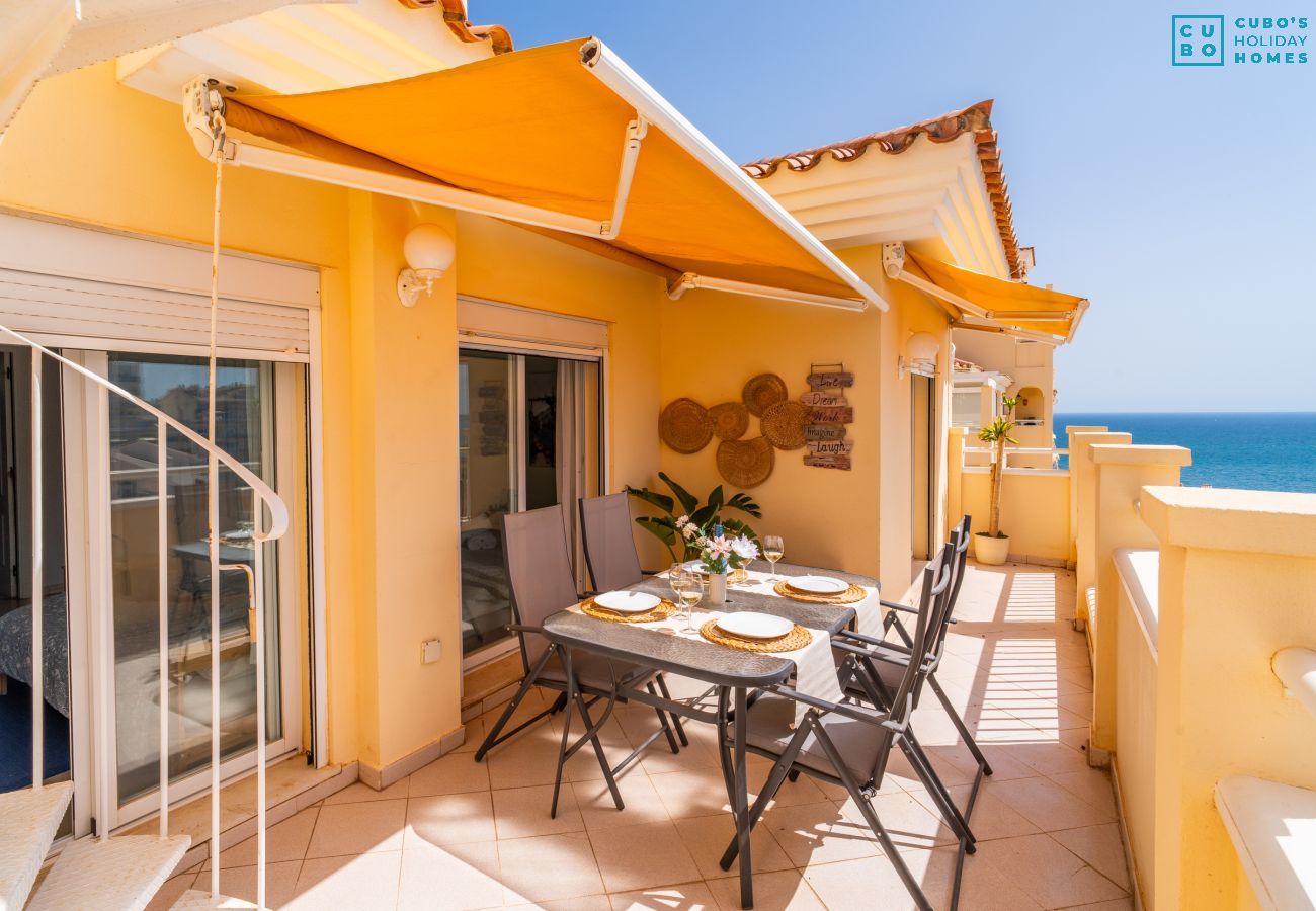 Apartamento en Benalmádena - Cubo's Benalmadena Apartment Pool & Parking