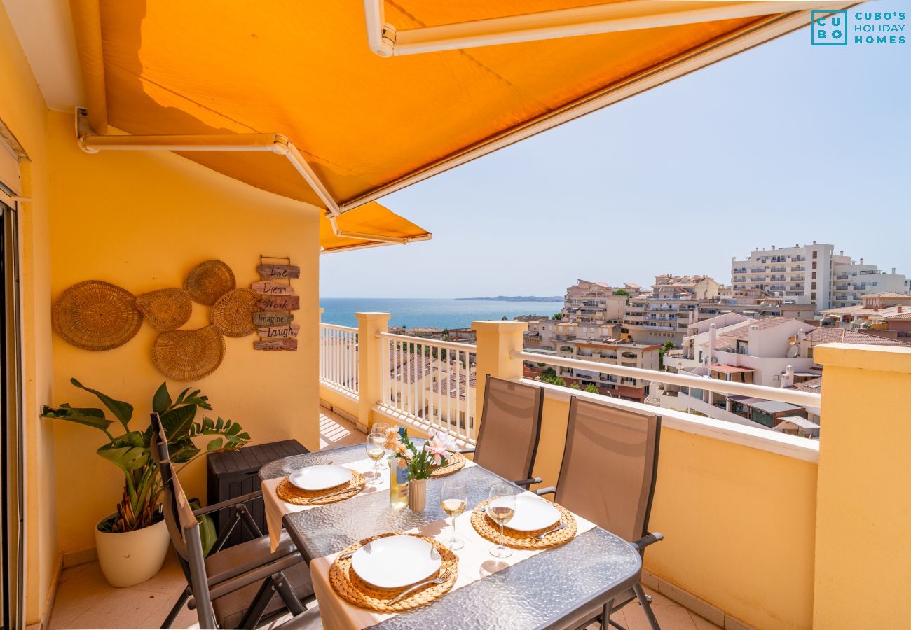 Apartamento en Benalmádena - Cubo's Benalmadena Apartment Pool & Parking
