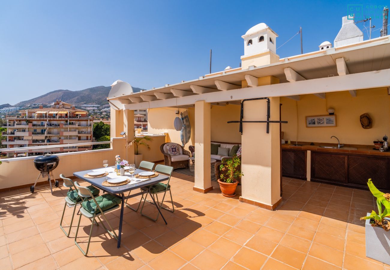 Apartamento en Benalmádena - Cubo's Benalmadena Apartment Pool & Parking