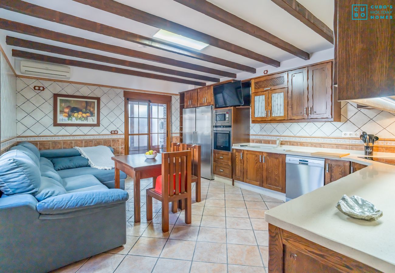 Apartamento en Alhaurín el Grande - Cubo's Urban Plaza Apartment
