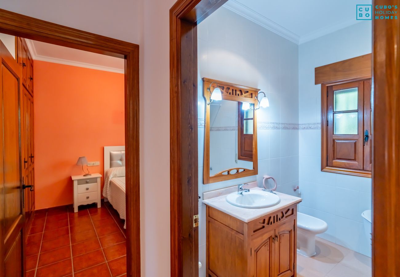 Casa rural en El Burgo - Cubo's Casa El Regadio