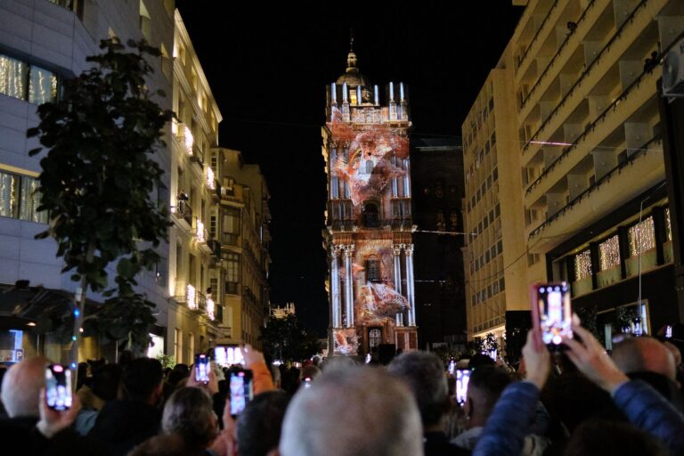 3ea43769-77ab-4097-8230-59d40aba3100_source-aspect-ratio_default_0