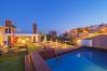 Villa in Málaga - Cubo's Gibralfaro House Center Villa in Málaga - Cubo's Gibralfaro House Center
