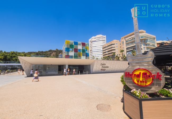 Apartment in Málaga - Cubo's Apartamento 33 Carreteria 3B Apartment in Málaga - Cubo's Apartamento 33 Carreteria 3B