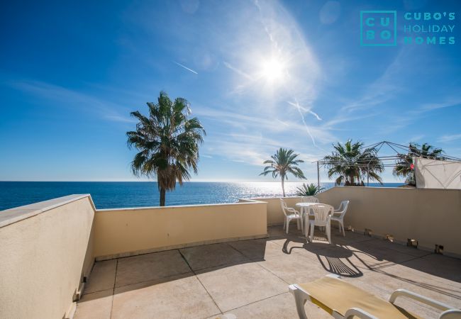 Terrace with sea views from this apartment in Mijas Costa