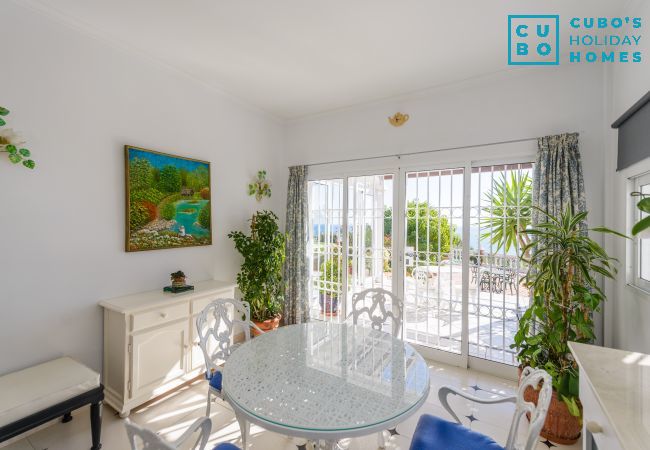 Villa in Benalmádena - Cubo's Villa Las Colinas Villa in Benalmádena - Cubo's Villa Las Colinas