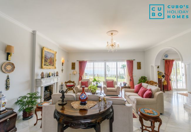 Villa in Benalmádena - Cubo's Villa Las Colinas Villa in Benalmádena - Cubo's Villa Las Colinas