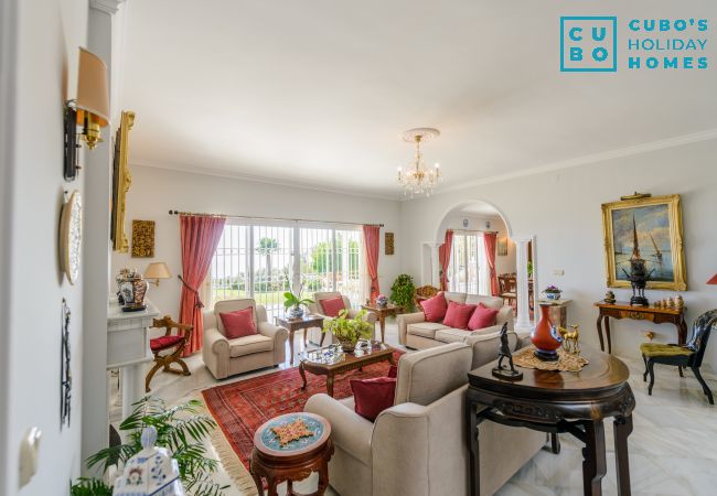 Villa in Benalmádena - Cubo's Villa Las Colinas Villa in Benalmádena - Cubo's Villa Las Colinas